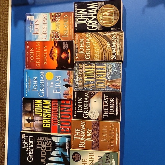 John Grisham Lot of 11 paperback Books - Picture 2 of 2